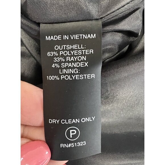 Vince Camuto Essentials Womens Miniskirt~Size 0~Rich Black Ruffle Flare Bottom - Picture 6 of 6